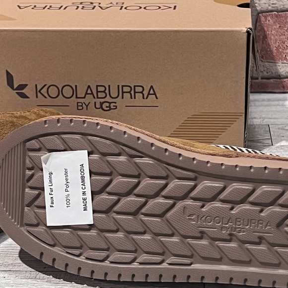 Koolaburra kids Tan Suede Slip-Ons - Picture 4 of 5